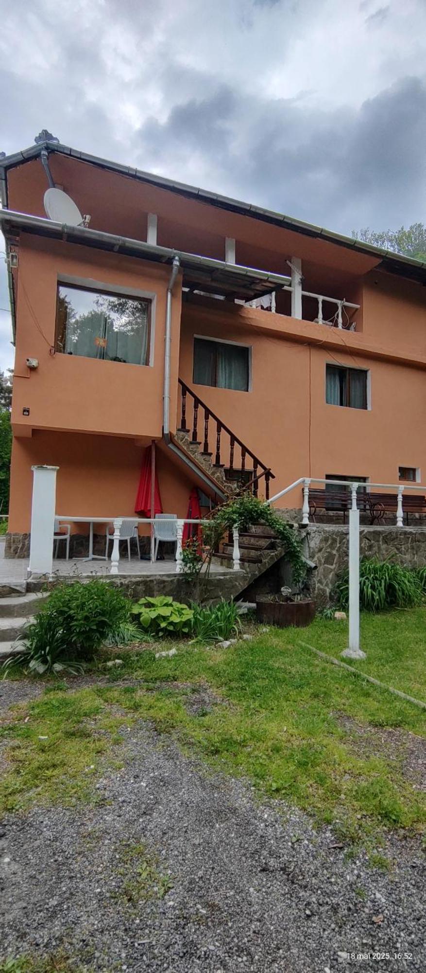 Cabana Cerbu Bozovici Exterior photo