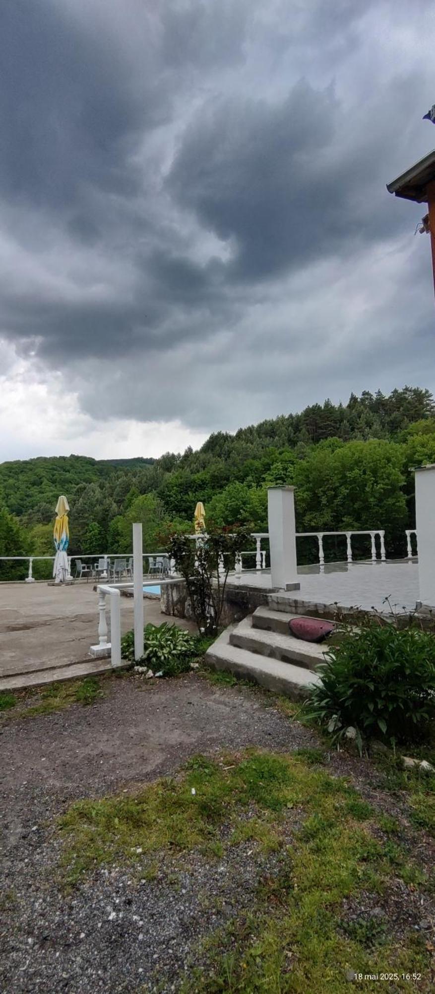 Cabana Cerbu Bozovici Exterior photo